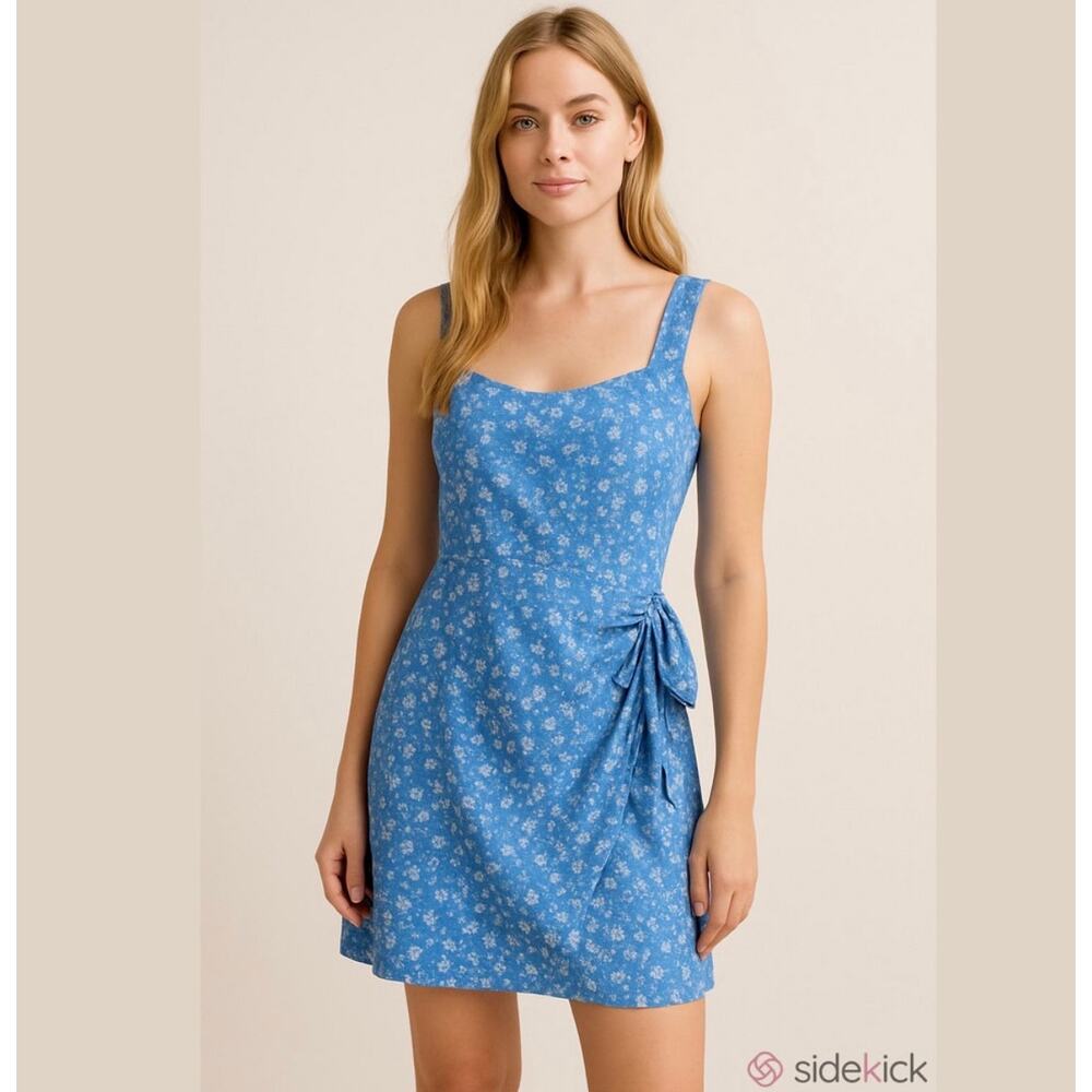 Women's Floral Blue Soft Mini Dress size Large New The General Good